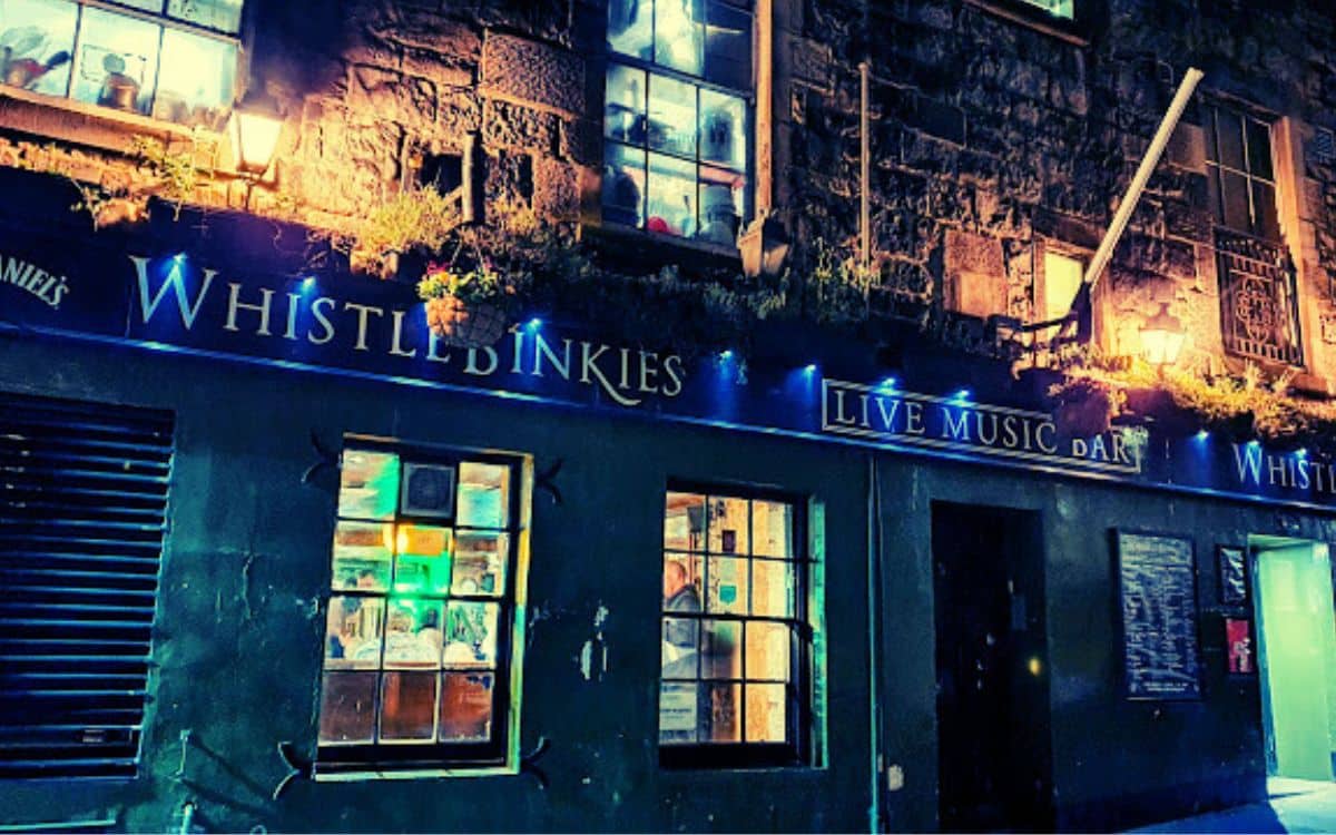 Ghosts of Whistlebinkies Roam Edinburgh’s Vaults
