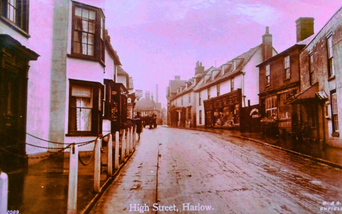 Harlow Ghost Tour: Walk Among the Spirits of Essex
