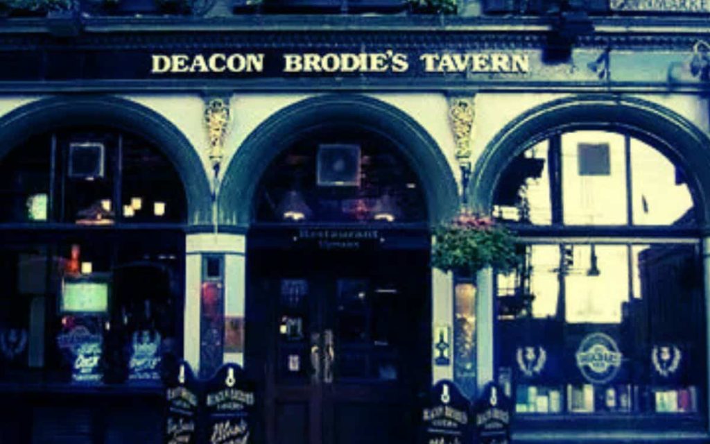 10 Haunted Pubs in Edinburgh 3 Deacon Brodie's Tavern in Edinburgh.