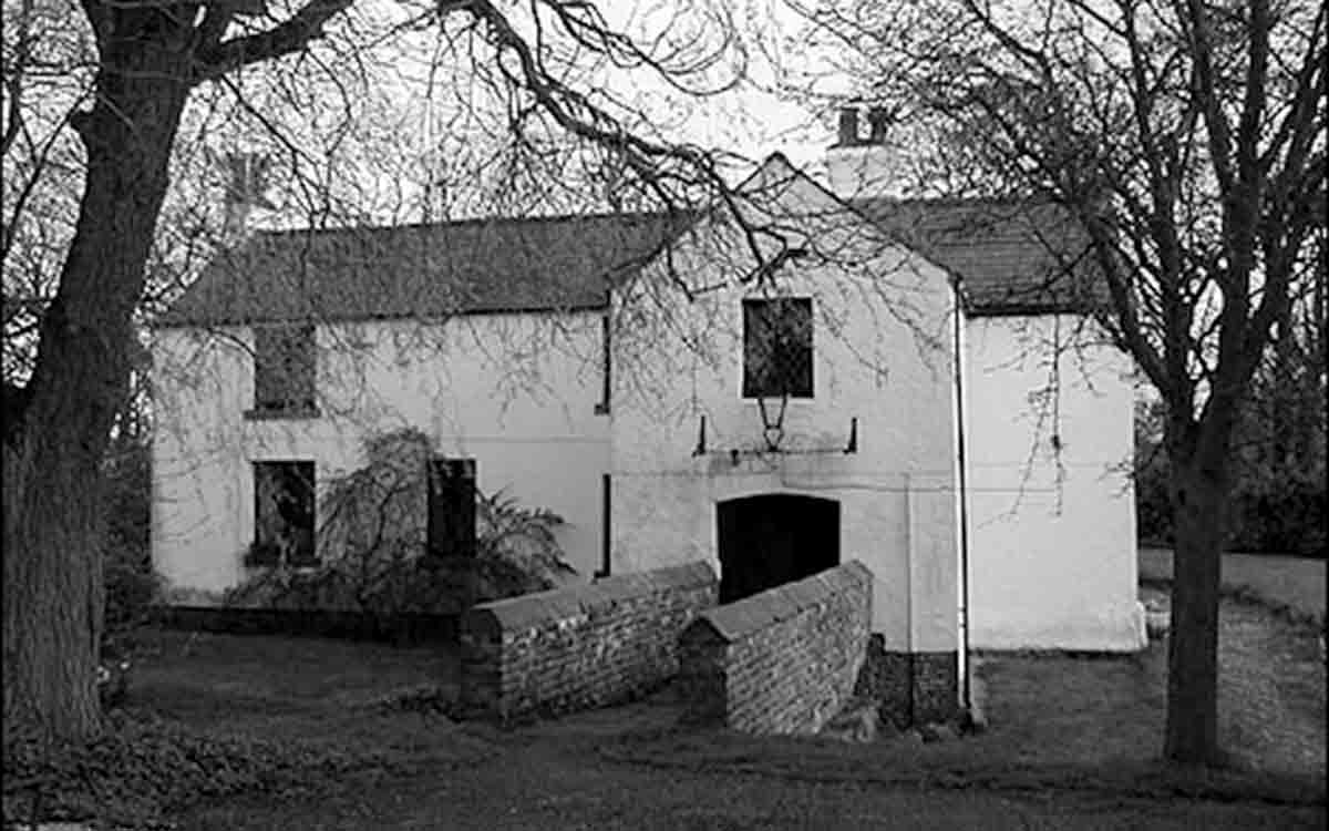 What is haunted Chingle Hall’s darkest secret?