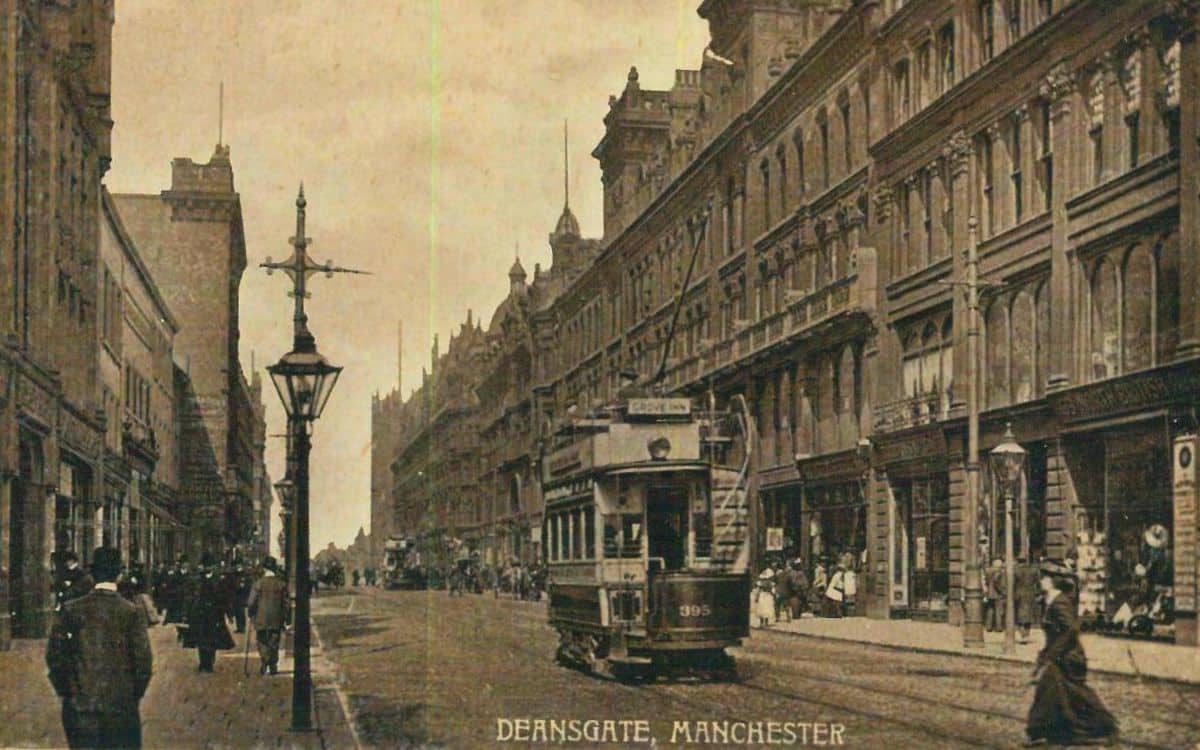 10 Chilling Real Life Manchester Ghost Sightings