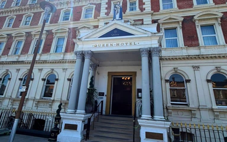 The Queen at Chester Hotel